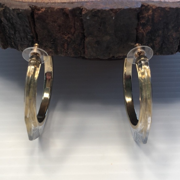 NEW Gottex 2 1/4” Hoopla Clear Lucite 18 KT Gold Plated Geometric Hoop Earrings - Picture 9 of 10